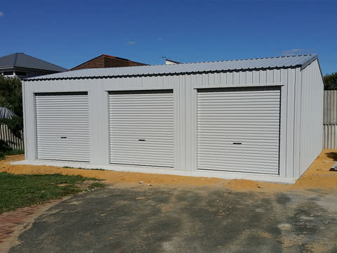 Triple Door Garage   Wide Door Garage   Supplied and Build by Roys Sheds